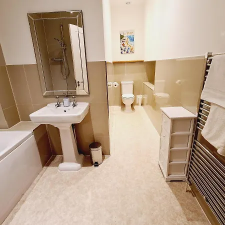 Seas The Day Beachfront Apartment Ramsgate - Sleeps 4 Exterior photo