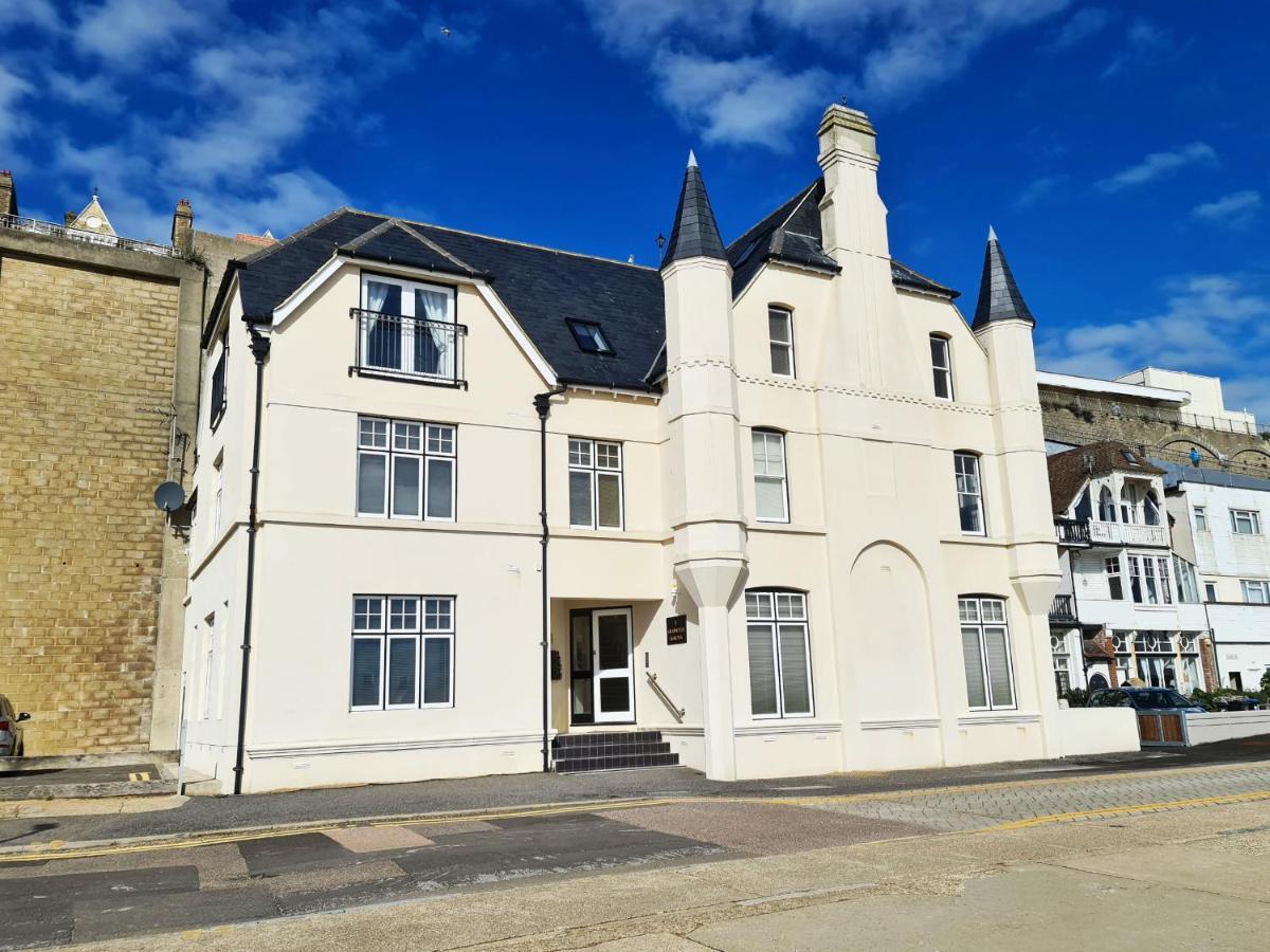 Apartment Seas The Day Beachfront - Sleeps 4 *