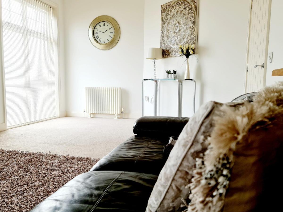 Apartment Seas The Day Beachfront - Sleeps 4 *